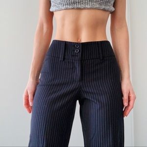Vintage high rise pinstripe kickflares 🪙